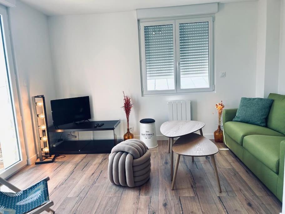 Au Coeur Des Chenes, 2P Apartment Ploemeur Luaran gambar